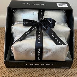 Tahari 3 piece cosmetic set